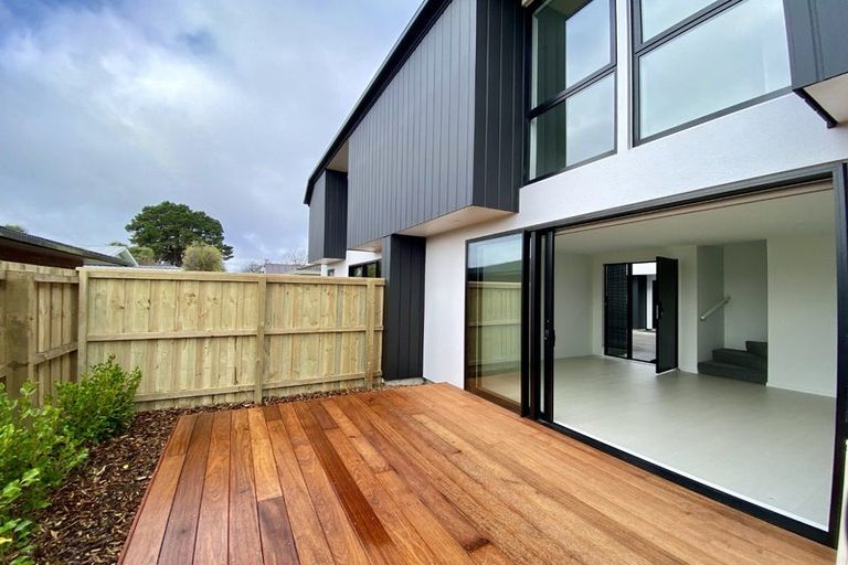 Photo of property in 4/49 Laurence Street, Waltham, Christchurch, 8011