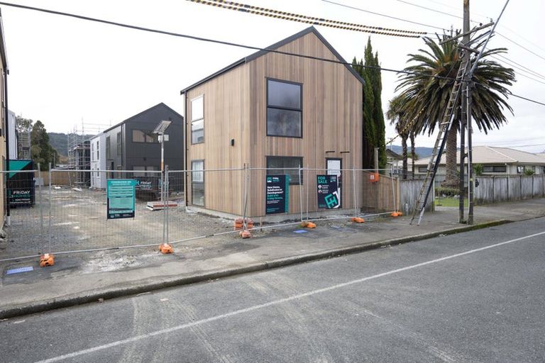 Photo of property in 82 Ararino Street, Trentham, Upper Hutt, 5018