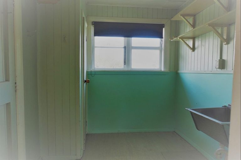 Photo of property in 61 Stout Street, Shannon, 4821