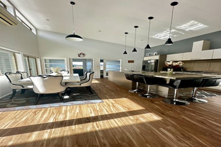 Photo of property in 14 Renner Place, Pyes Pa, Tauranga, 3112