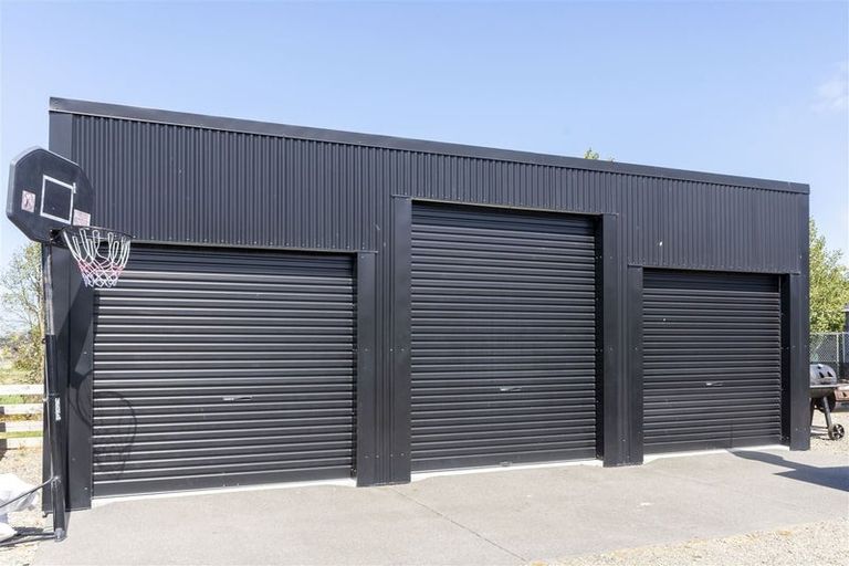 Photo of property in 32 Northside Drive, Waikuku, Rangiora, 7473