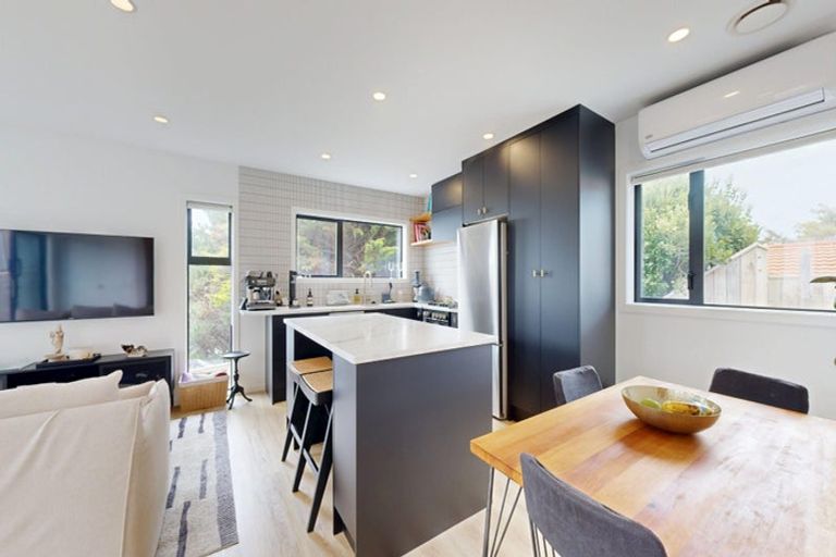 Photo of property in 8 Atlanta Grove, Brooklyn, Wellington, 6021