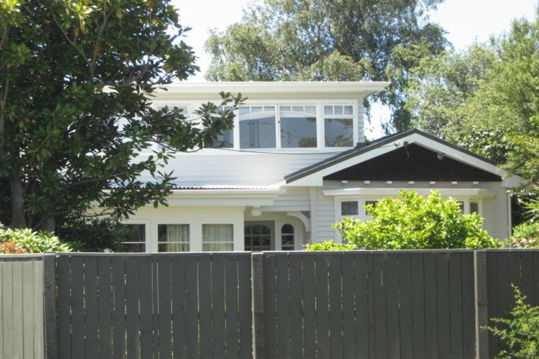 Photo of property in 22 Aylmer Street, Somerfield, Christchurch, 8024