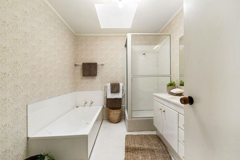 Photo of property in 2/17 Brook Street, Milford, Auckland, 0620