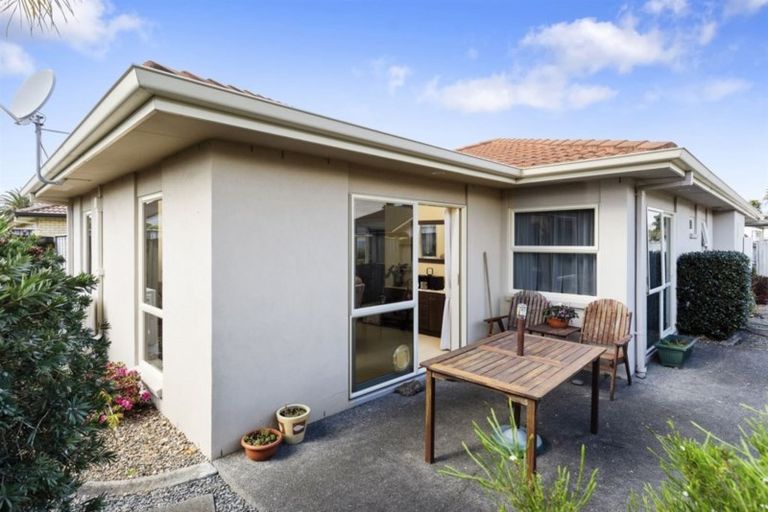 Photo of property in 14 Beachwater Drive, Papamoa Beach, Papamoa, 3118