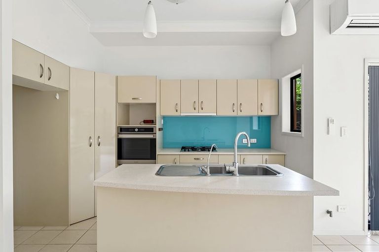 Photo of property in 12 Quarter Deck Lane, Gulf Harbour, Whangaparaoa, 0930