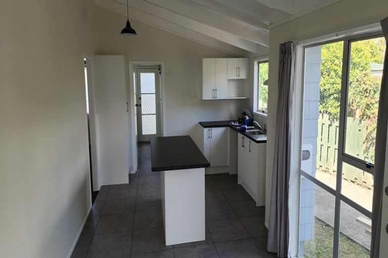 Photo of property in 42 Paramount Parade, Tikipunga, Whangarei, 0112