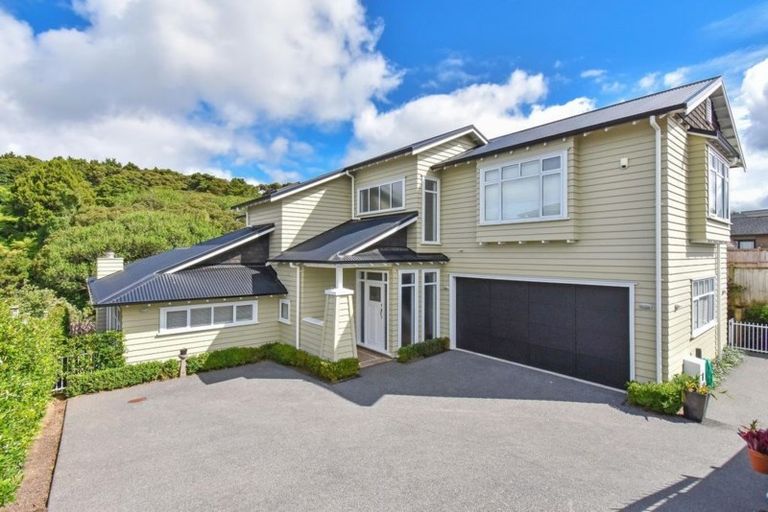 Photo of property in 10 Marwan Crescent, The Gardens, Auckland, 2105