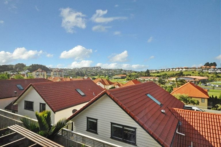 Photo of property in 12 Voyager Drive, Gulf Harbour, Whangaparaoa, 0930