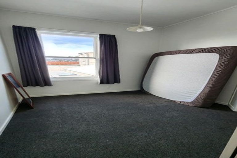 Photo of property in 24 Luxford Street, Berhampore, Wellington, 6023