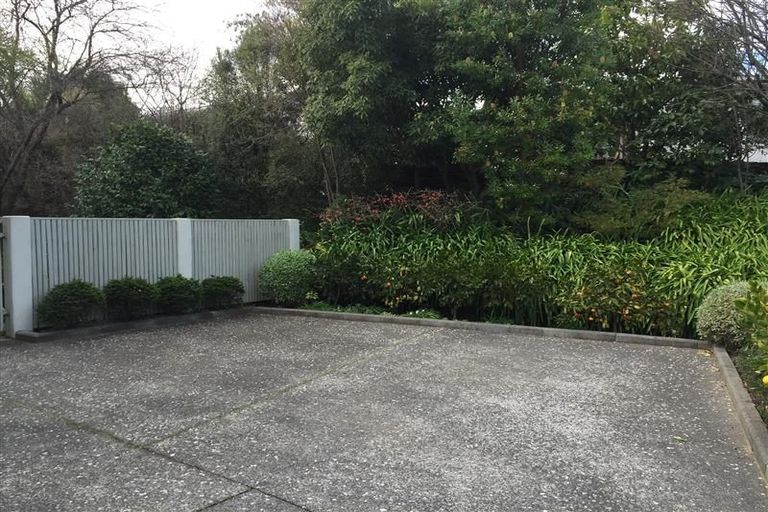 Photo of property in 12 Laing Cove, Havelock North, 4130