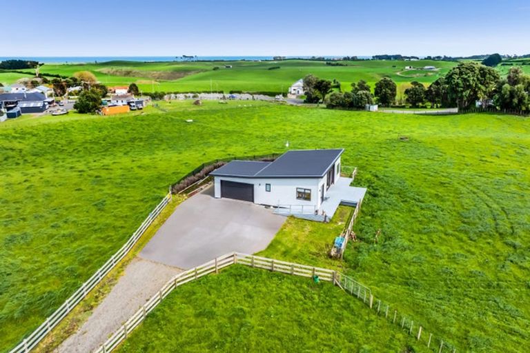Photo of property in 203 Kakaramea Road, Kakaramea, Patea, 4598