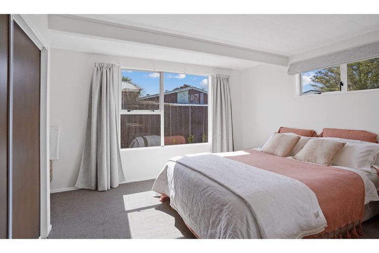 Photo of property in 66b Main North Road, Woodend, 7610