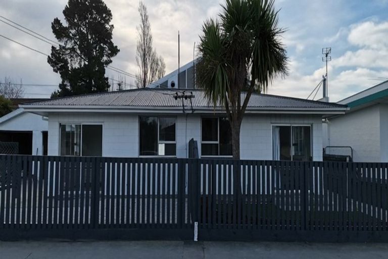 Photo of property in 7 Mundys Road, Dallington, Christchurch, 8061