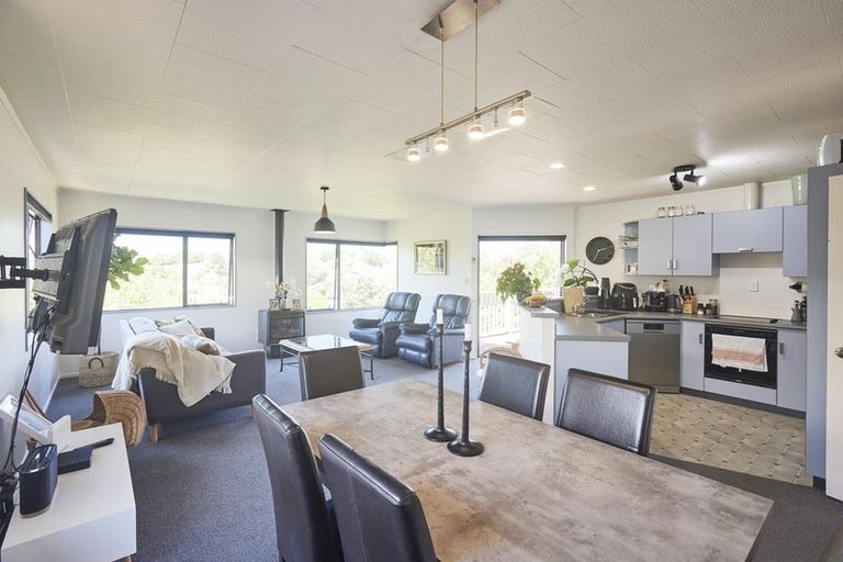 Photo of property in 68 Tarahua Road, Welbourn, New Plymouth, 4310