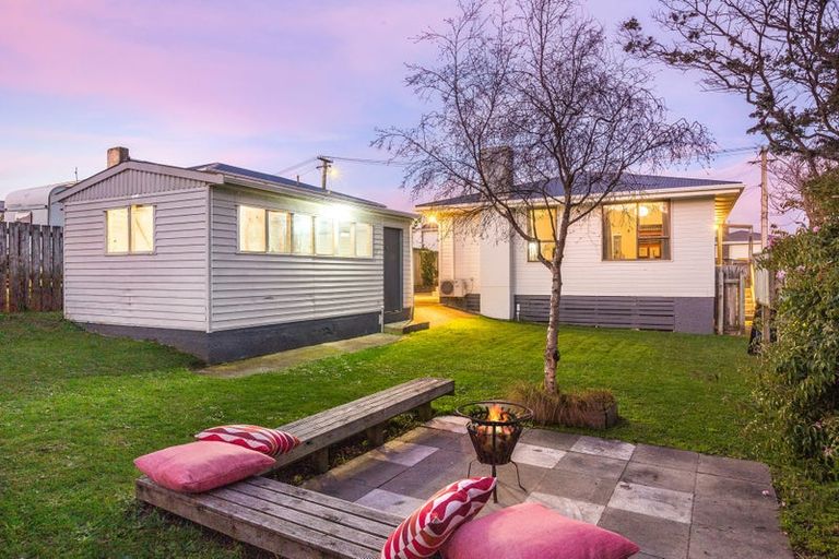 Photo of property in 111 Waiuta Street, Titahi Bay, Porirua, 5022