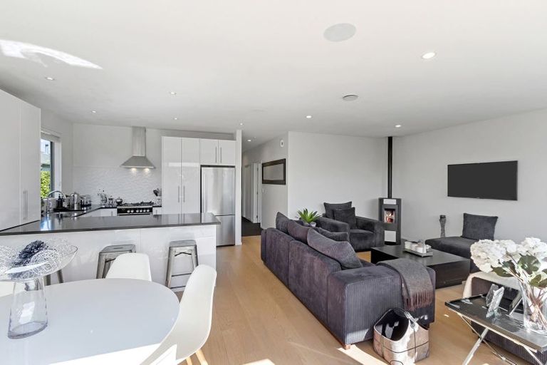 Photo of property in 87 Forfar Street, St Albans, Christchurch, 8014