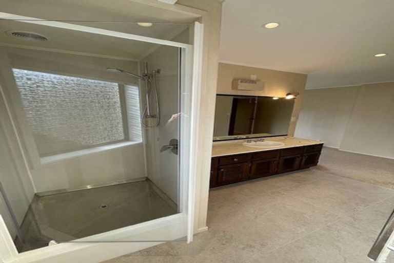 Photo of property in 7 Pendene Place, Forrest Hill, Auckland, 0620