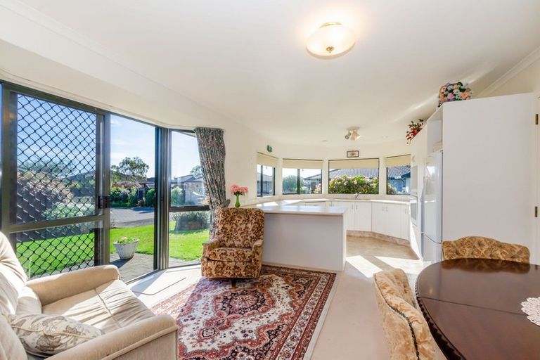 Photo of property in 76 Parata Street, Waikanae, 5036