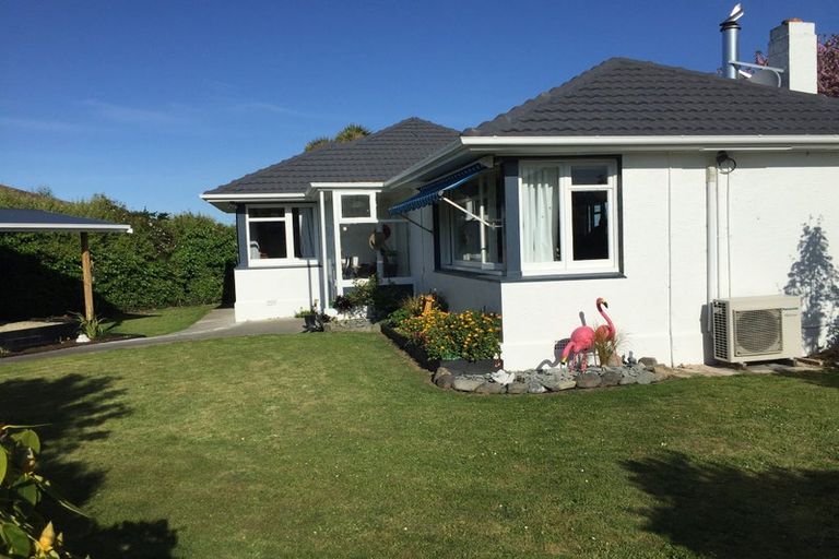 Photo of property in 61 Rhodes Street, Waimate, 7924