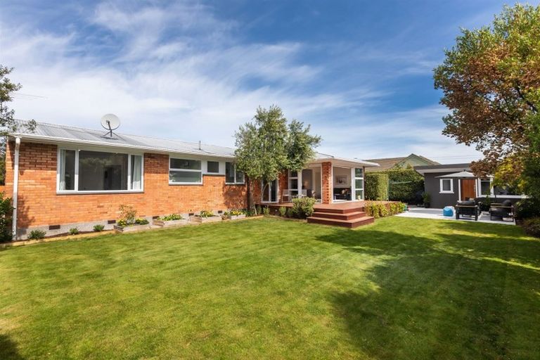 Photo of property in 71 Frankleigh Street, Somerfield, Christchurch, 8024
