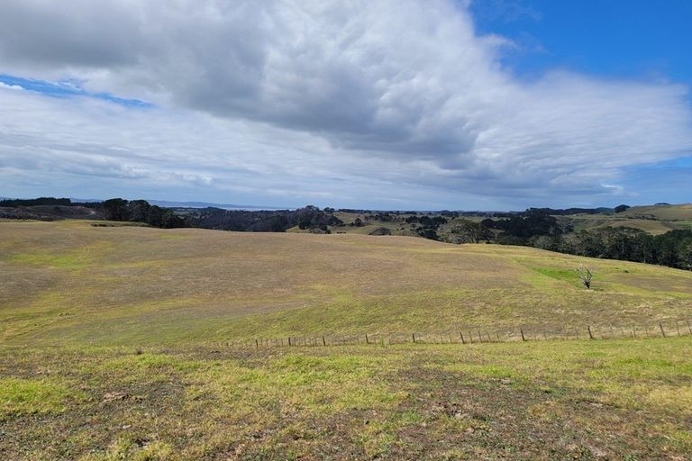 Photo of property in 2 Te Maire Road, Hunterville, 4730