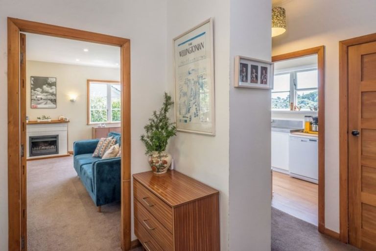 Photo of property in 8 Leveson Street, Strathmore Park, Wellington, 6022