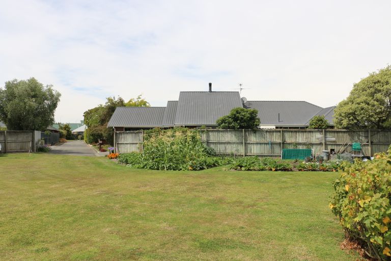 Photo of property in 17 Autumn Place, Mairehau, Christchurch, 8052