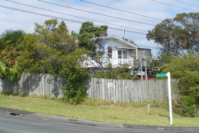 Photo of property in 1/30 Bond Crescent, Forrest Hill, Auckland, 0620