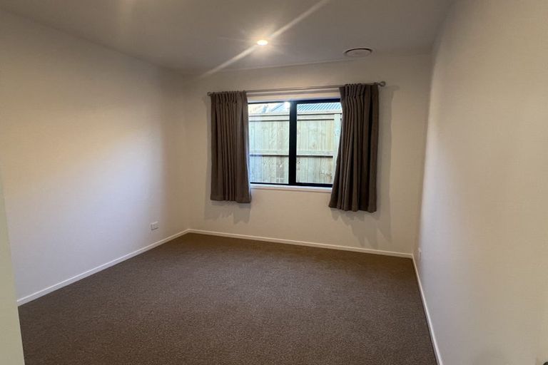 Photo of property in 12 Corriedale Road, Jacks Point, 9371