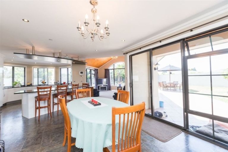 Photo of property in 99 Ngaruawahia Road, Ngaruawahia, Hamilton, 3288