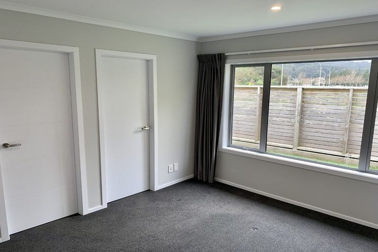 Photo of property in 1 Grovedale Square, Wainuiomata, Lower Hutt, 5014