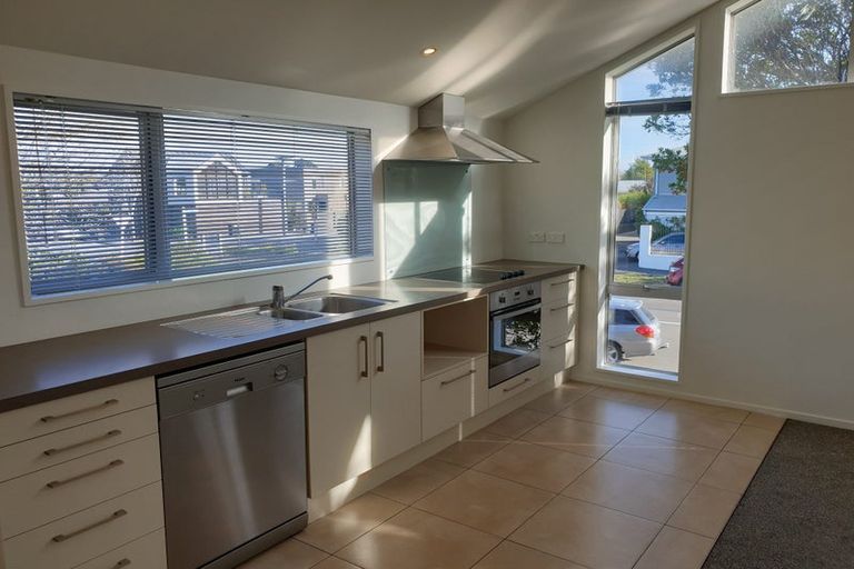 Photo of property in 66b Springfield Road, St Albans, Christchurch, 8014