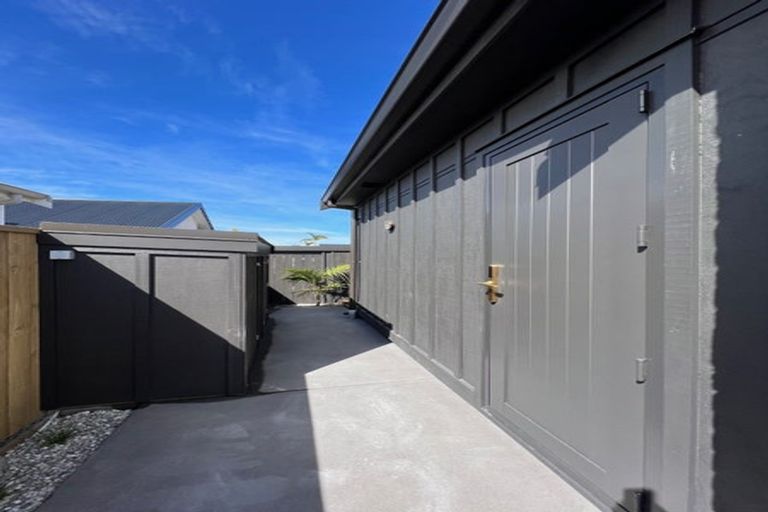 Photo of property in 11 Colpoma Close, Papamoa Beach, Papamoa, 3118