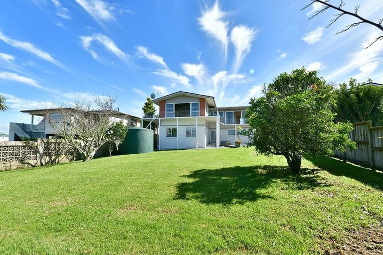Photo of property in 27 Tiri Road, Manly, Whangaparaoa, 0930