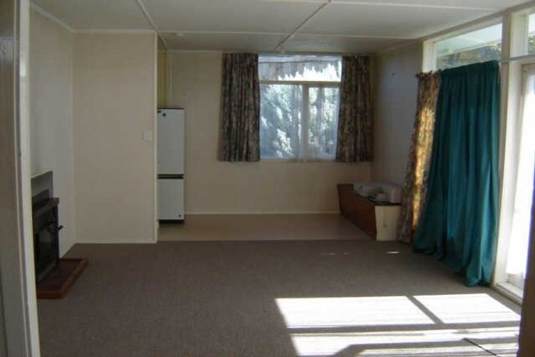 Photo of property in 14 Ngapotiki Street, Paraparaumu Beach, Paraparaumu, 5032