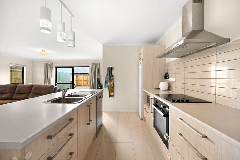 Photo of property in 2/6 Garrick Place, Beerescourt, Hamilton, 3200