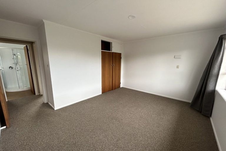 Photo of property in 8a Tanekaha Place, Pukete, Hamilton, 3200