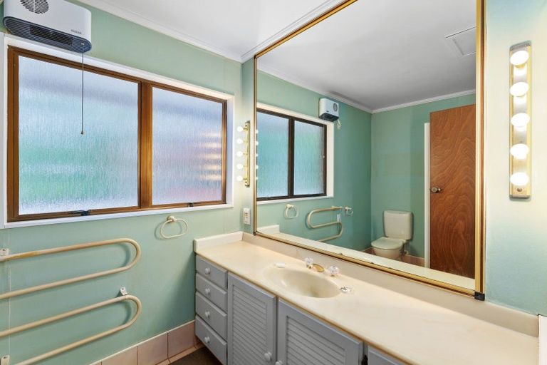 Photo of property in 962 State Highway 1 South, Manakau, Levin, 5573