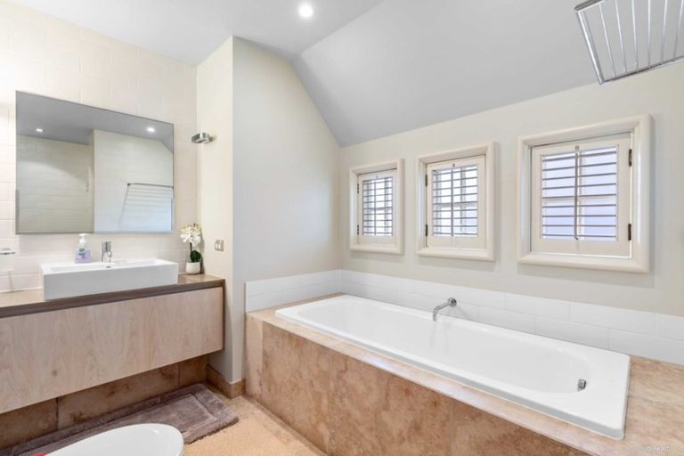 Photo of property in 4 Burwood Crescent, Remuera, Auckland, 1050