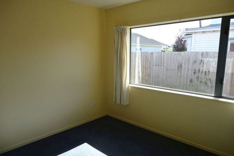 Photo of property in 11/11a Euston Street, Riccarton, Christchurch, 8041