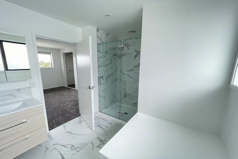 Photo of property in 6/41 Kervil Avenue, Te Atatu Peninsula, Auckland, 0610