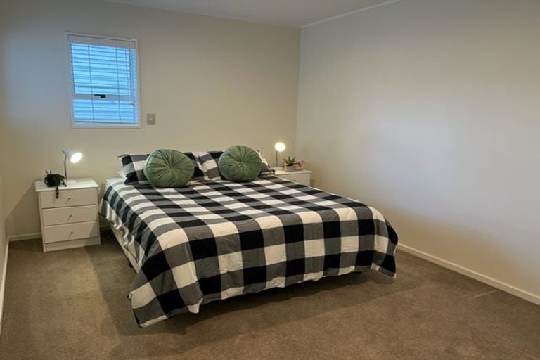 Photo of property in 2/130 Oriental Parade, Oriental Bay, Wellington, 6011