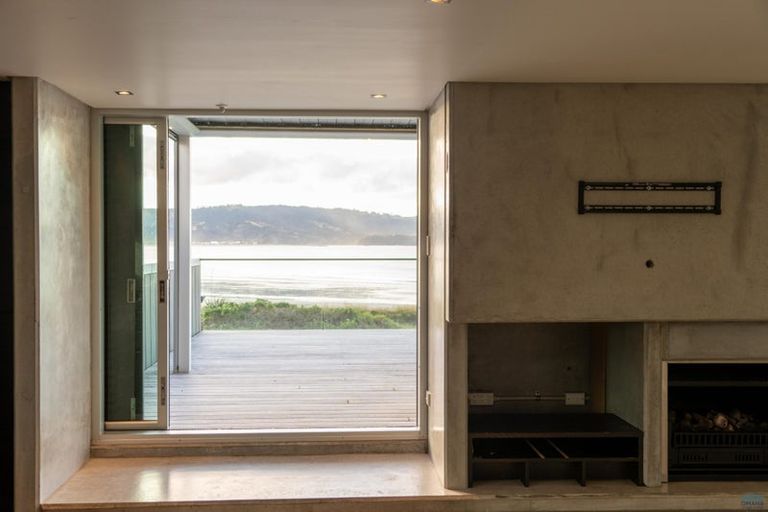 Photo of property in 63 Taumata Road, Omaha, 0986