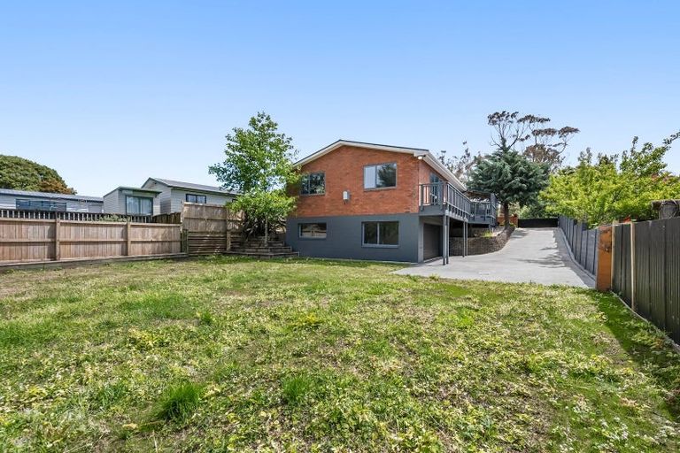 Photo of property in 54 Norana Road, Timberlea, Upper Hutt, 5018