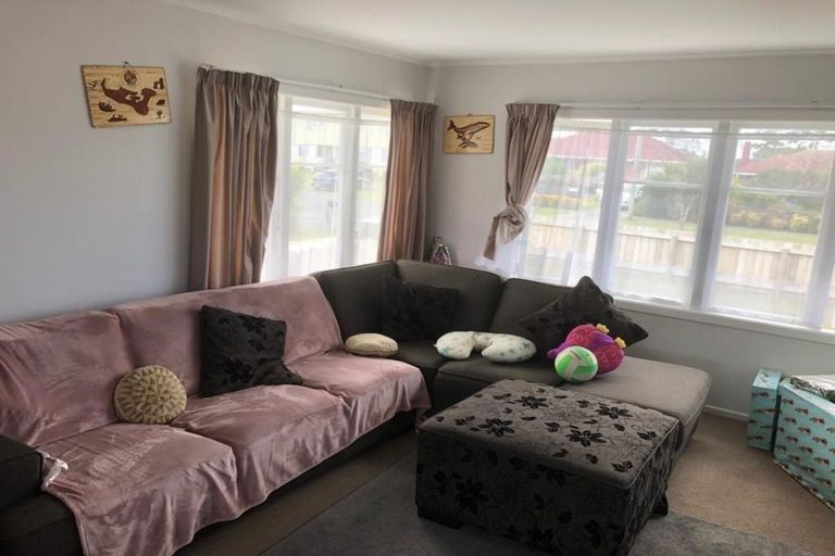 Photo of property in 41 Johnstones Road, Otara, Auckland, 2023