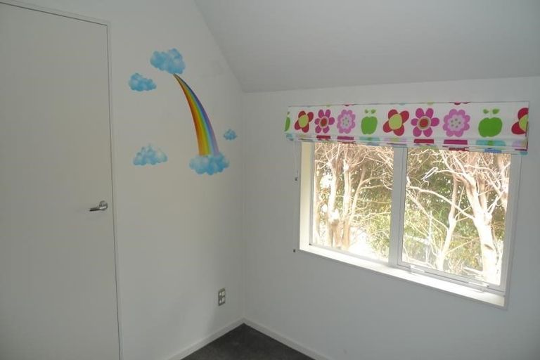 Photo of property in 1a Arapiko Street, Johnsonville, Wellington, 6037