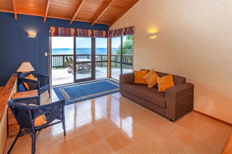 Photo of property in 57 Motuhoa Road, Tairua, 3508