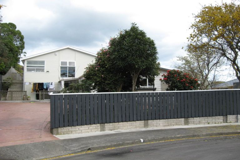 Photo of property in 69 Cleary Street, Waterloo, Lower Hutt, 5011