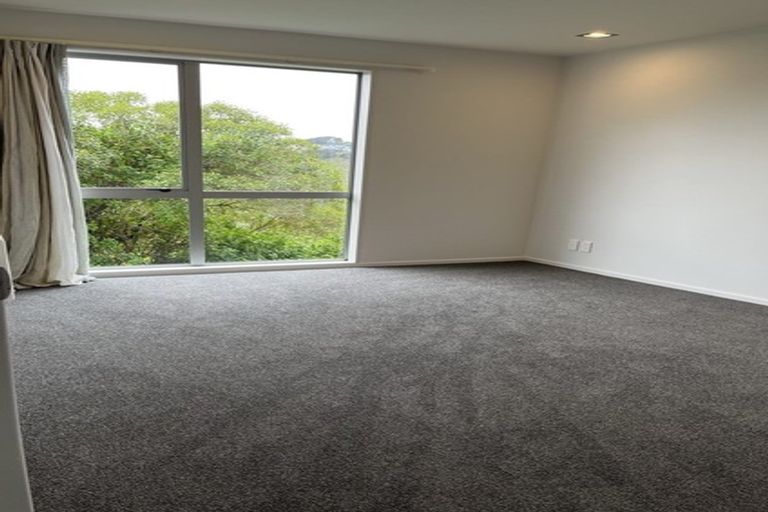 Photo of property in 37c Gurkha Crescent, Khandallah, Wellington, 6035